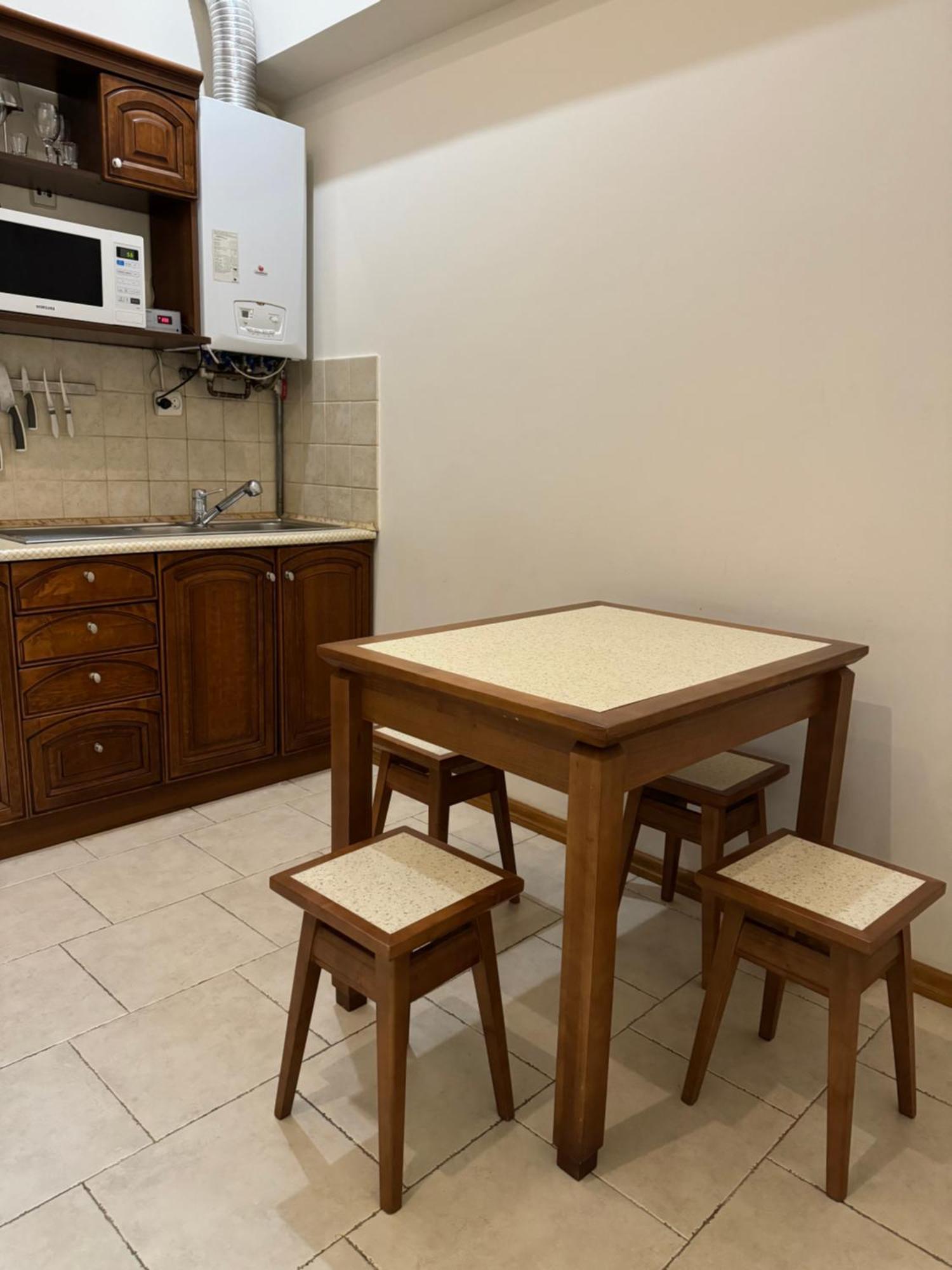 Stay Lviv Apartments ภายนอก รูปภาพ