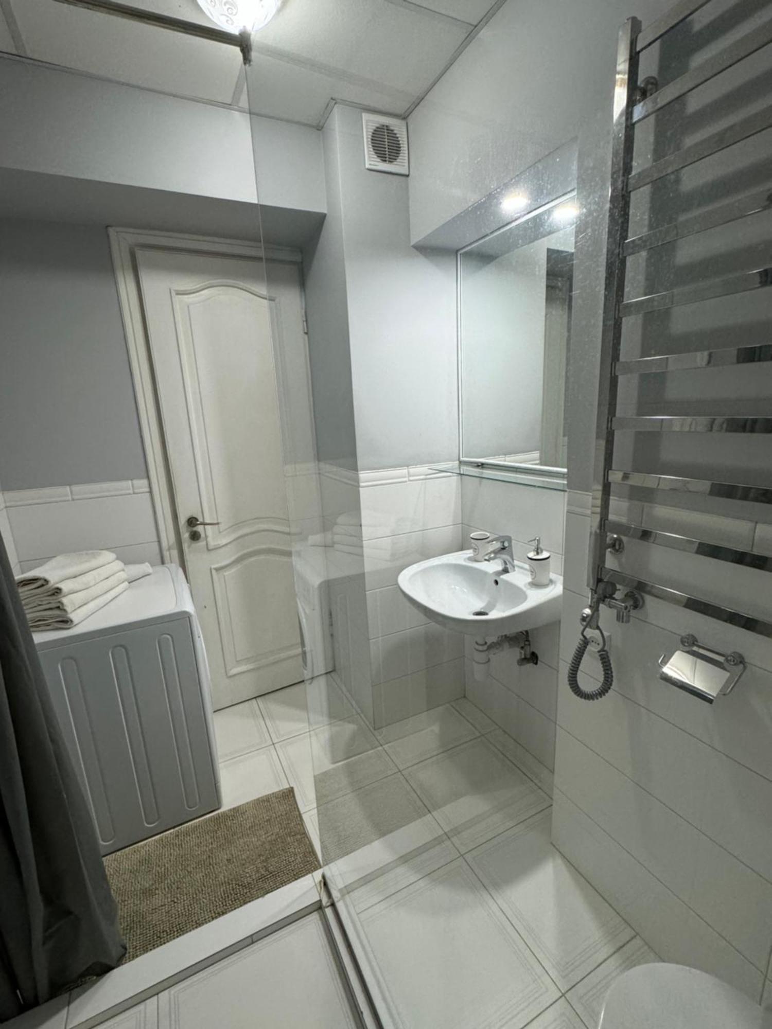 Stay Lviv Apartments ภายนอก รูปภาพ