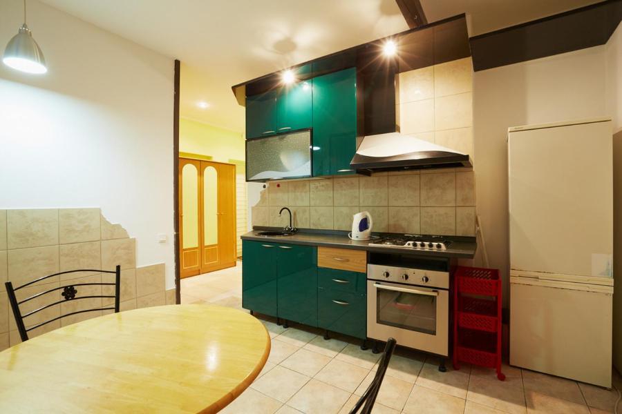 Stay Lviv Apartments ภายนอก รูปภาพ