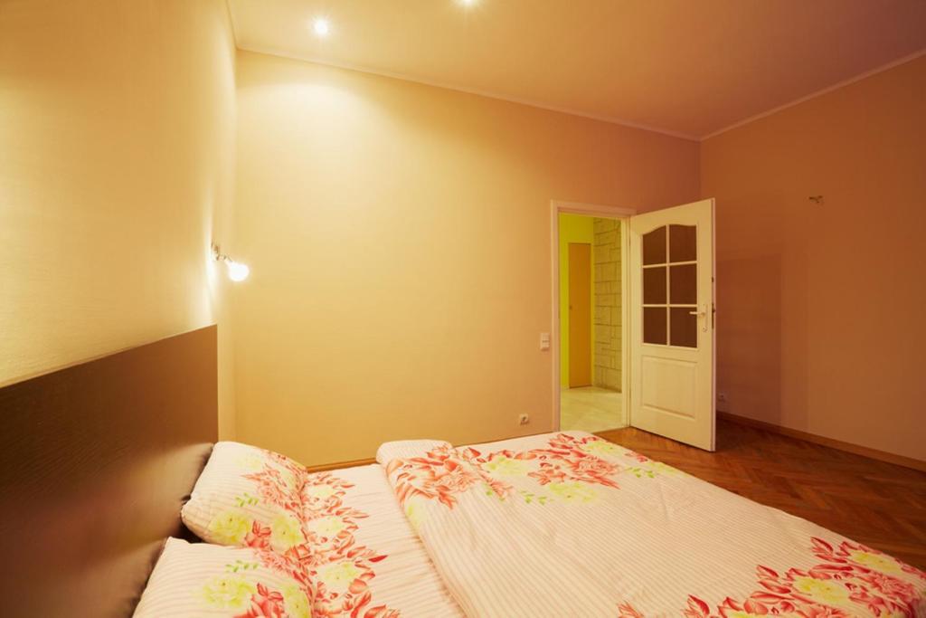 Stay Lviv Apartments ห้อง รูปภาพ
